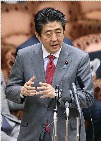 安倍年终奖约422万日元 政府称较去年增加 